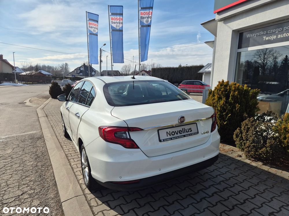 Fiat Tipo 1.4 16V Lounge - 4