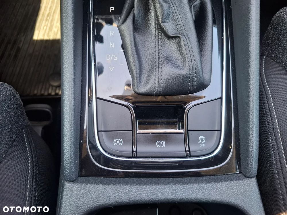 Skoda Karoq 2.0 TDI SCR 4x4 DSG Ambition - 32