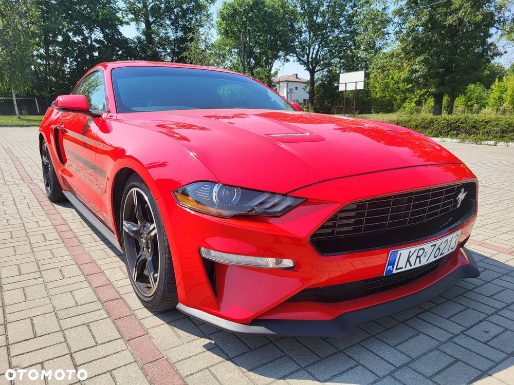 Ford Mustang 5.0 V8 GT - 2