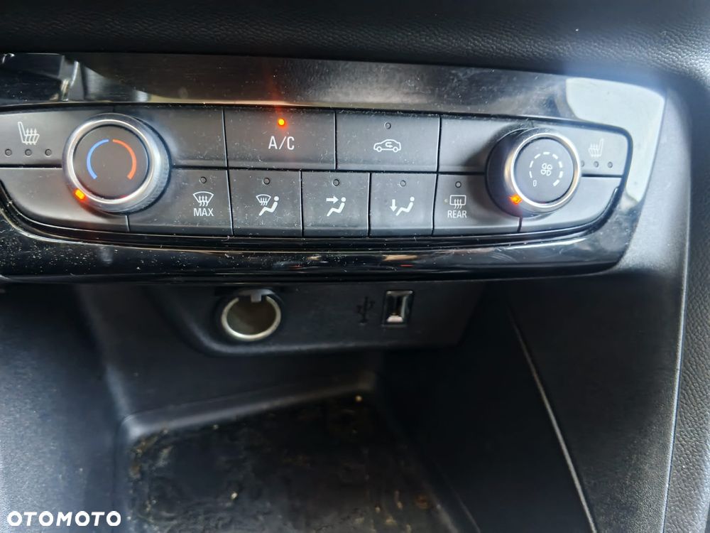 Opel Corsa 1.2 Direct Injection Turbo GS - 9