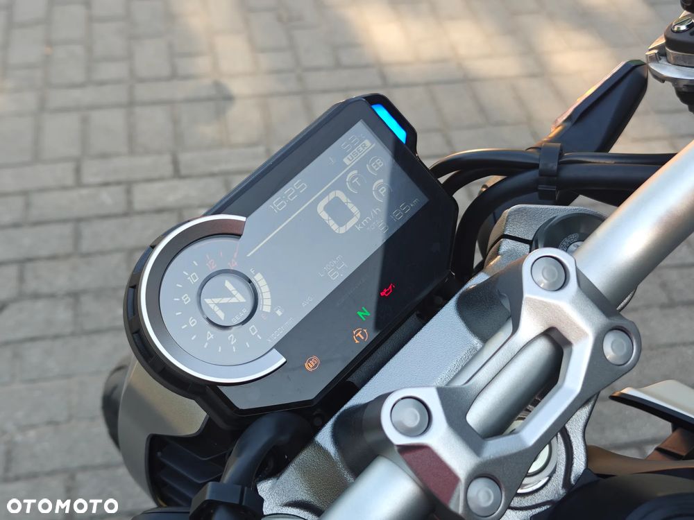 Honda CB - 14