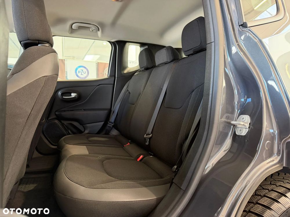 Jeep Renegade 1.5 T4 mHEV Longitude FWD S&S DCT - 9
