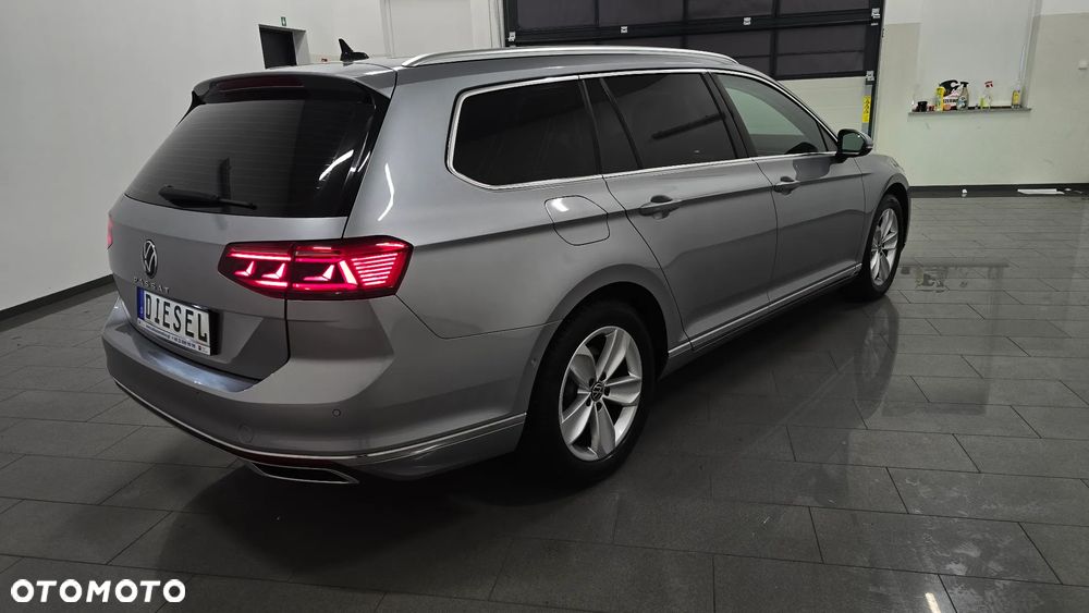 Volkswagen Passat - 3