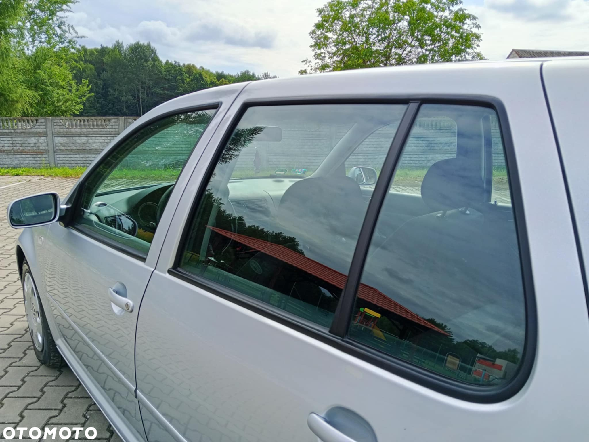 Volkswagen Golf - 6