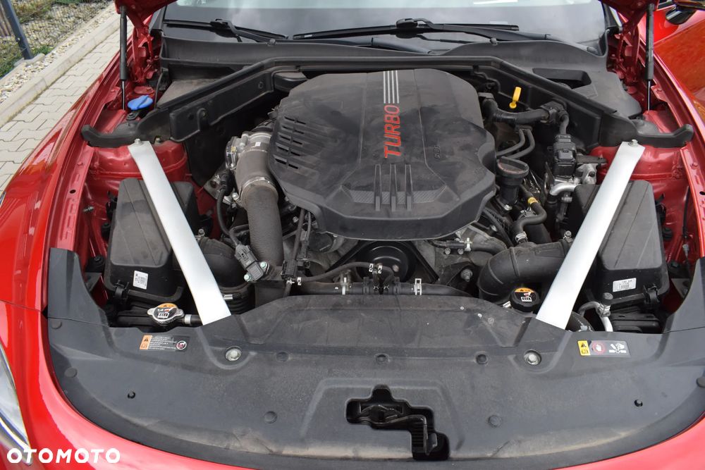 Kia Stinger 3.3 T-GDI V6 GT AWD - 11