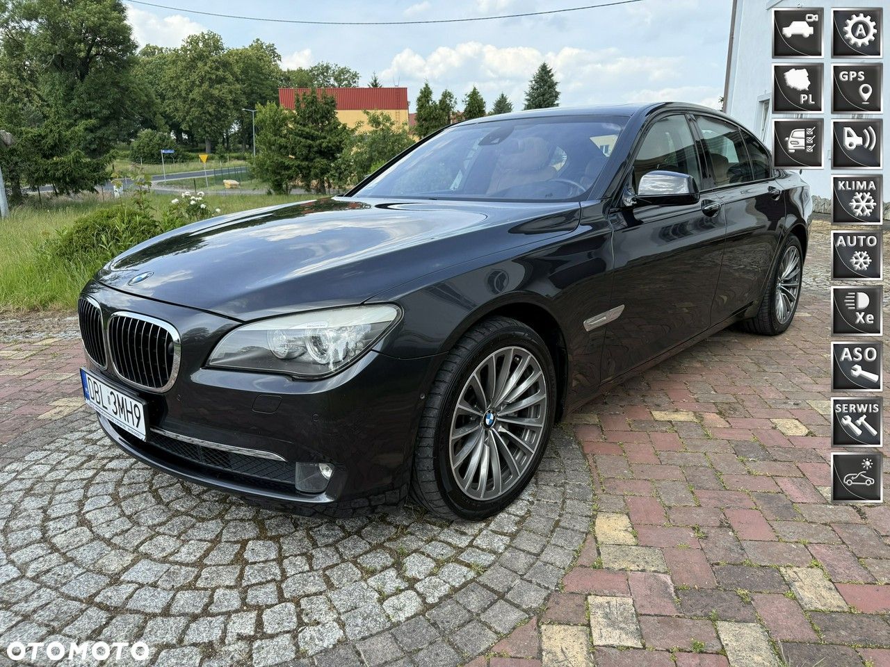 BMW Seria 7 750i - 1