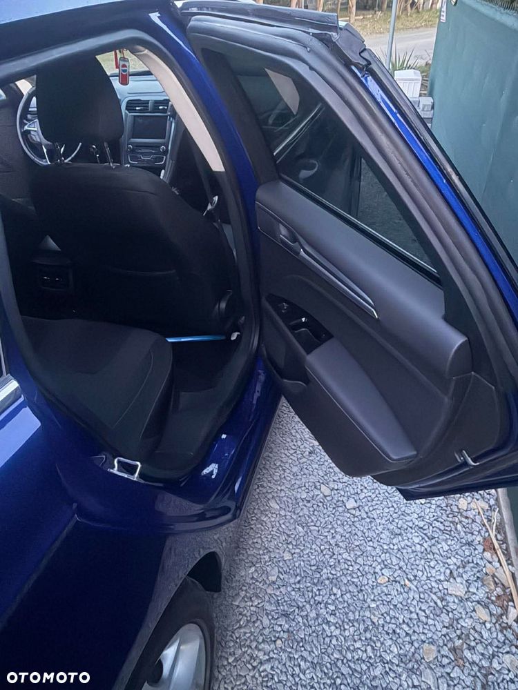 Ford Mondeo 2.0 TDCi Titanium - 14