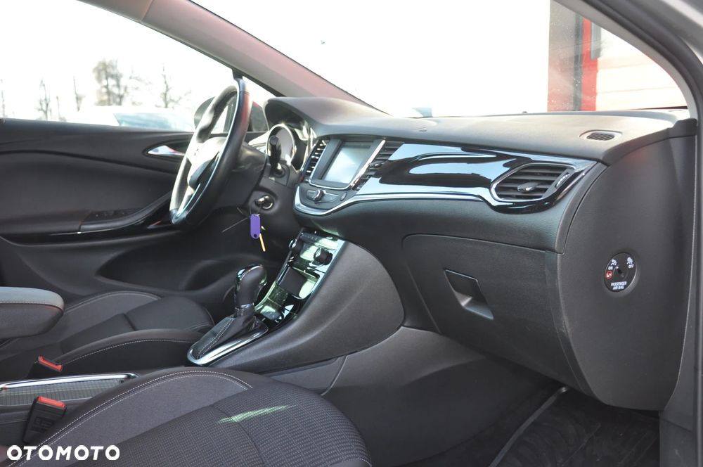Opel Astra 1.5 D Start/Stop Automatik Design&Tech - 36