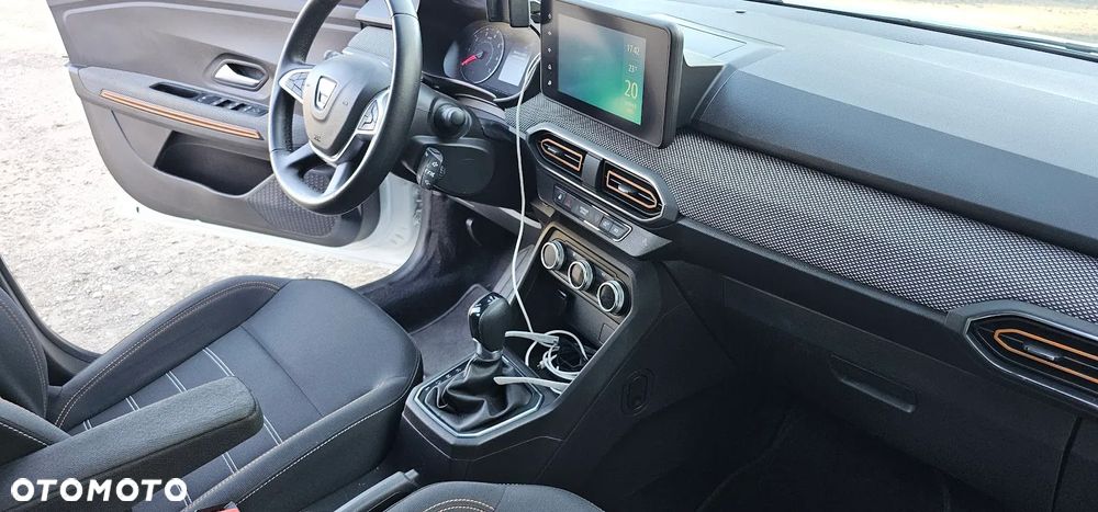 Dacia Sandero TCe 90 CVT Comfort - 37