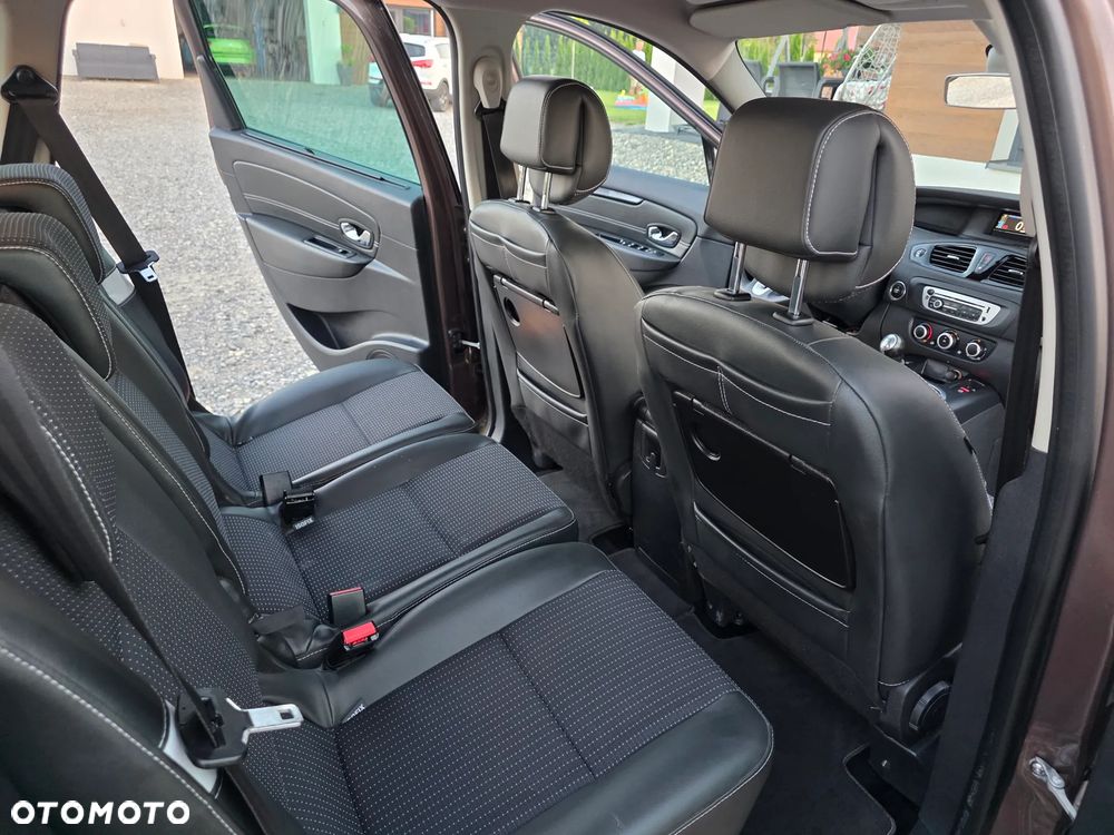 Renault Grand Scenic 1.6 16V 110 Dynamique - 29