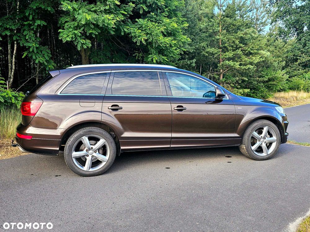 Audi Q7 - 1