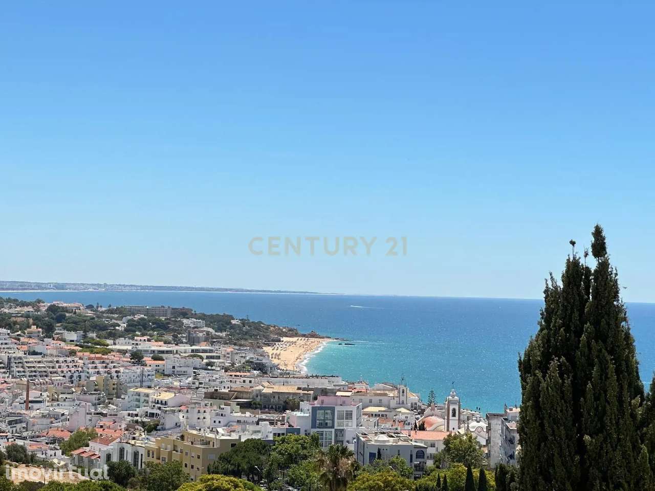 T0 renovado com vista mar, piscina e a 5 minutos a até da praia – Cent - Grande imagem: 4/15