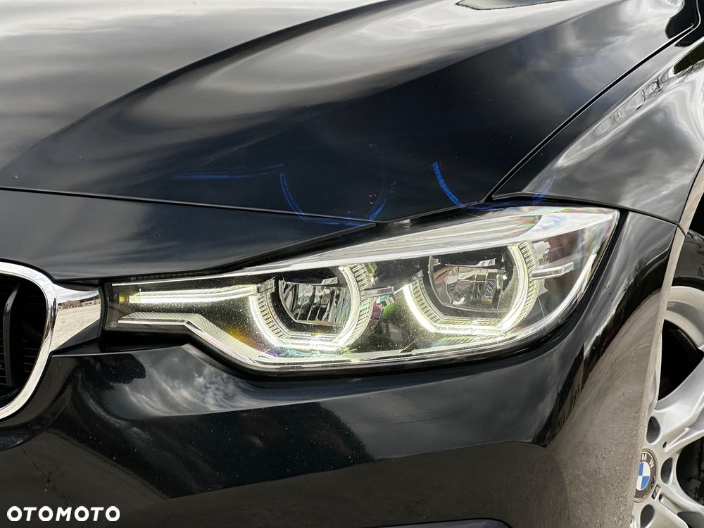 BMW Seria 3 325d Sport Line Shadow sport - 32