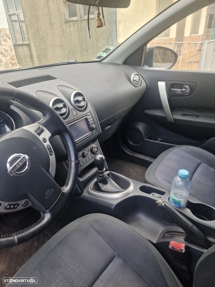 Nissan Qashqai +2 - 8