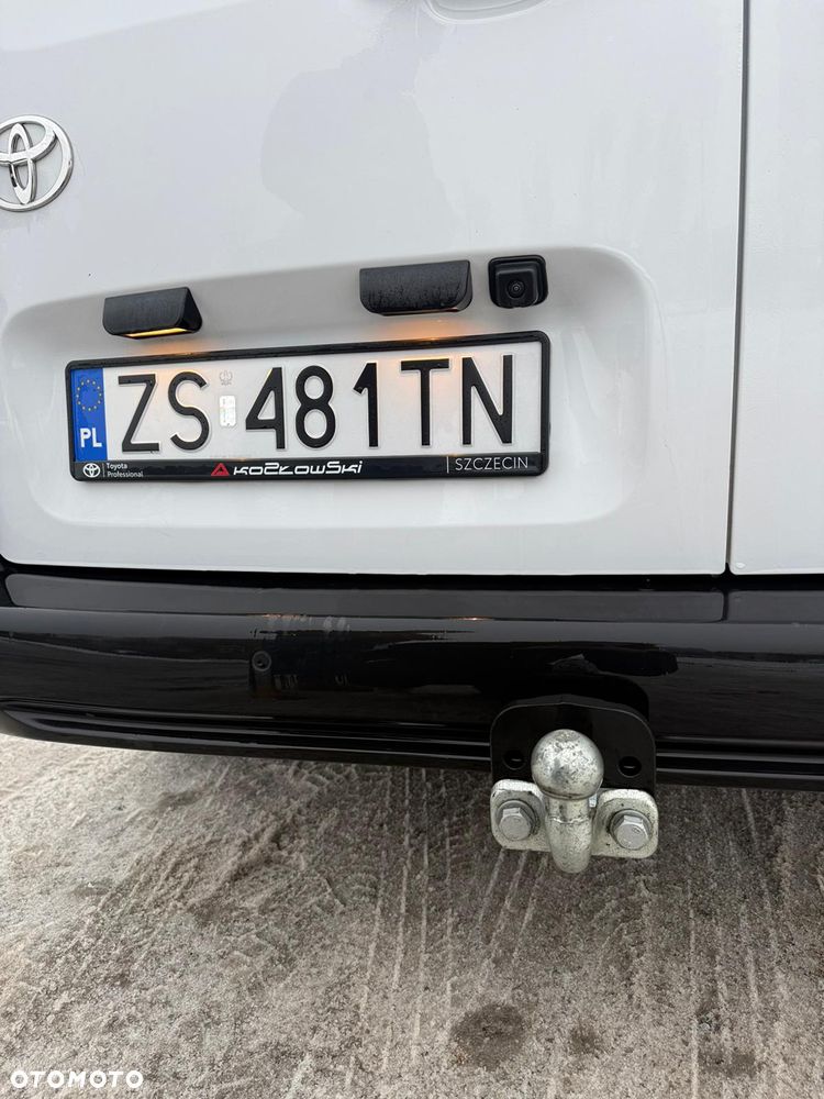 Toyota Pro Ace City - 4