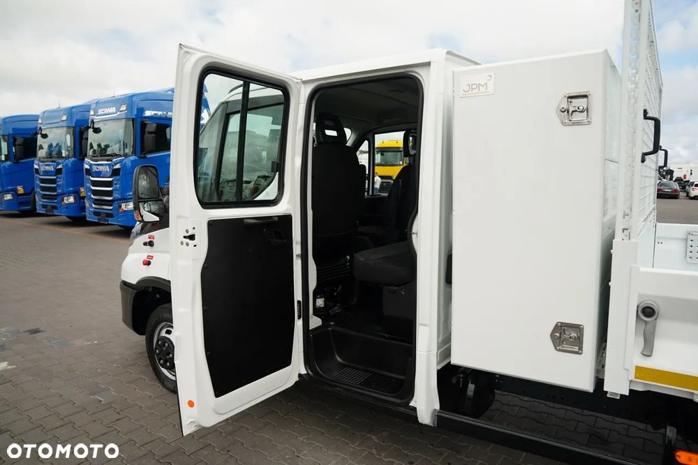 Iveco DAILY 35-160 / WYWROTKA / BRYGADÓWKA - 6 MIEJSC /  MANUAL / BLIŹNIAK / EURO 6 - 33