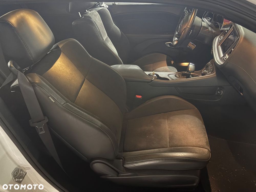 Dodge Challenger 5.7 R/T - 8