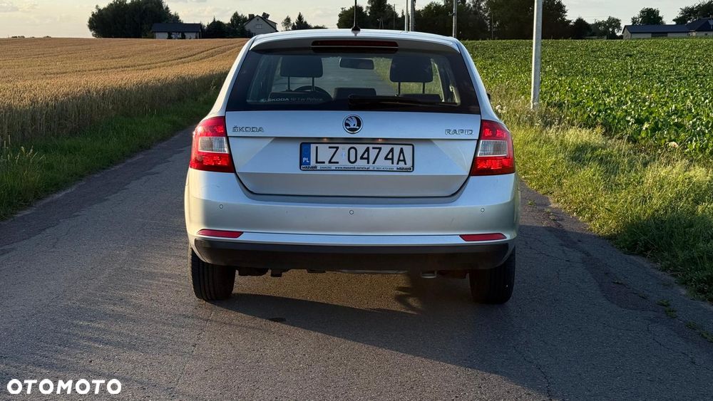 Skoda RAPID 1.2 TSI Active - 17