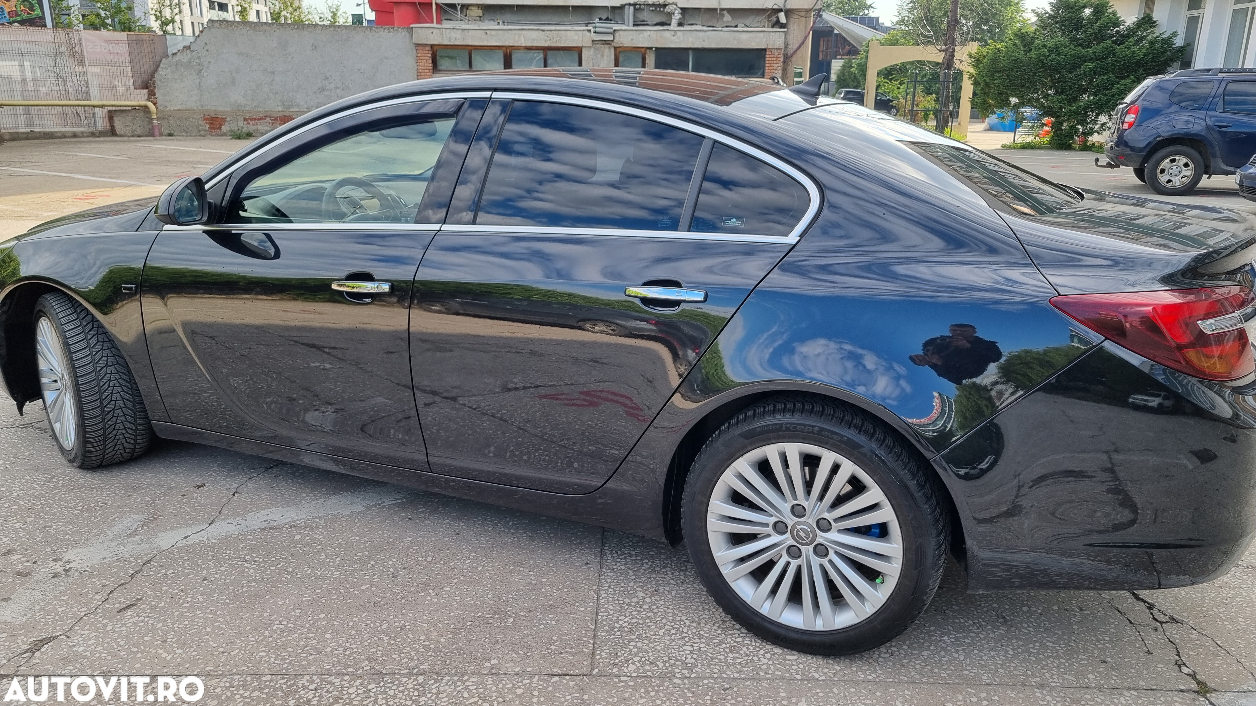 Opel Insignia 2.0 CDTI ECOTEC 4X4 Sport Aut. - 2