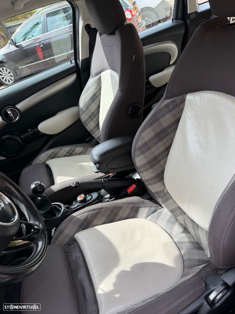 MINI 5 Portas Cooper D - 25