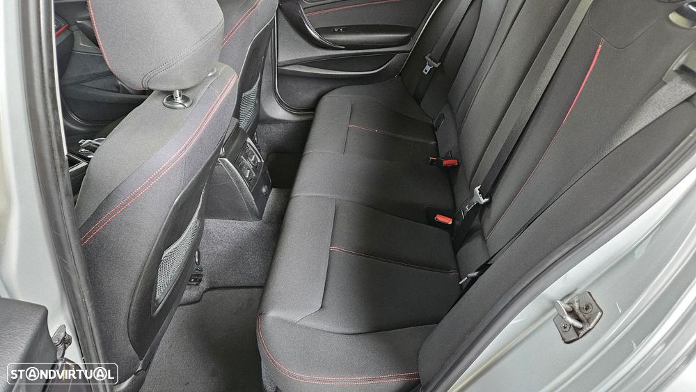 BMW 120 d xDrive Sport Line - 36