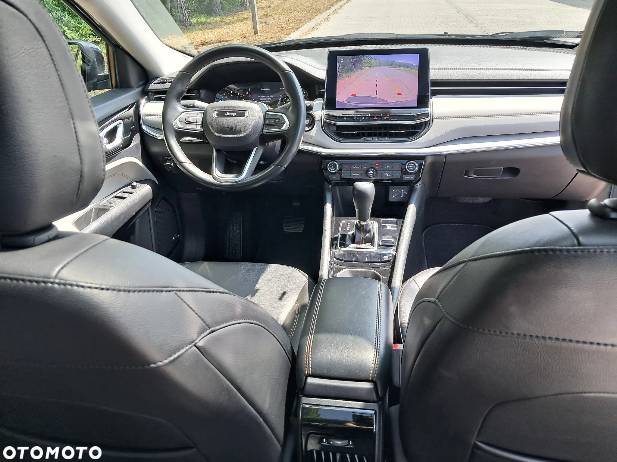 Jeep Compass - 22