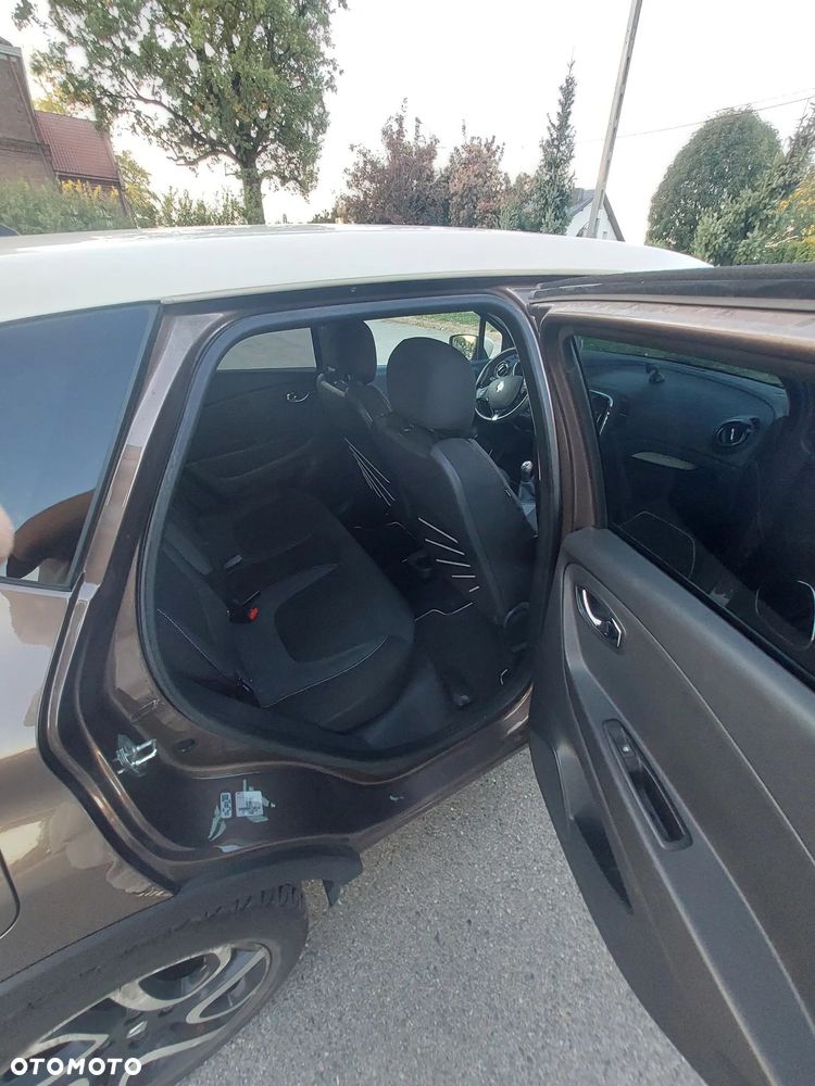 Renault Captur - 13
