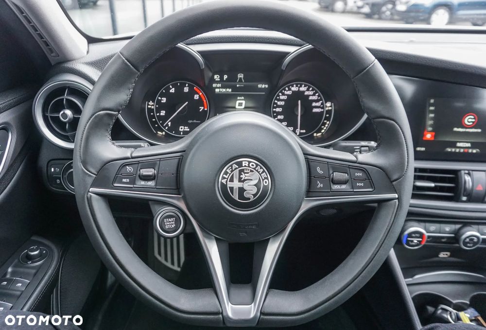 Alfa Romeo Giulia 2.0 Turbo Veloce Q4 - 11