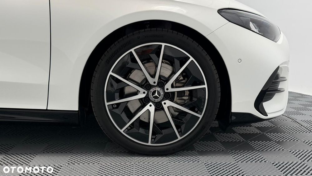Mercedes-Benz CLA 200 mHEV 8G-DCT - 4