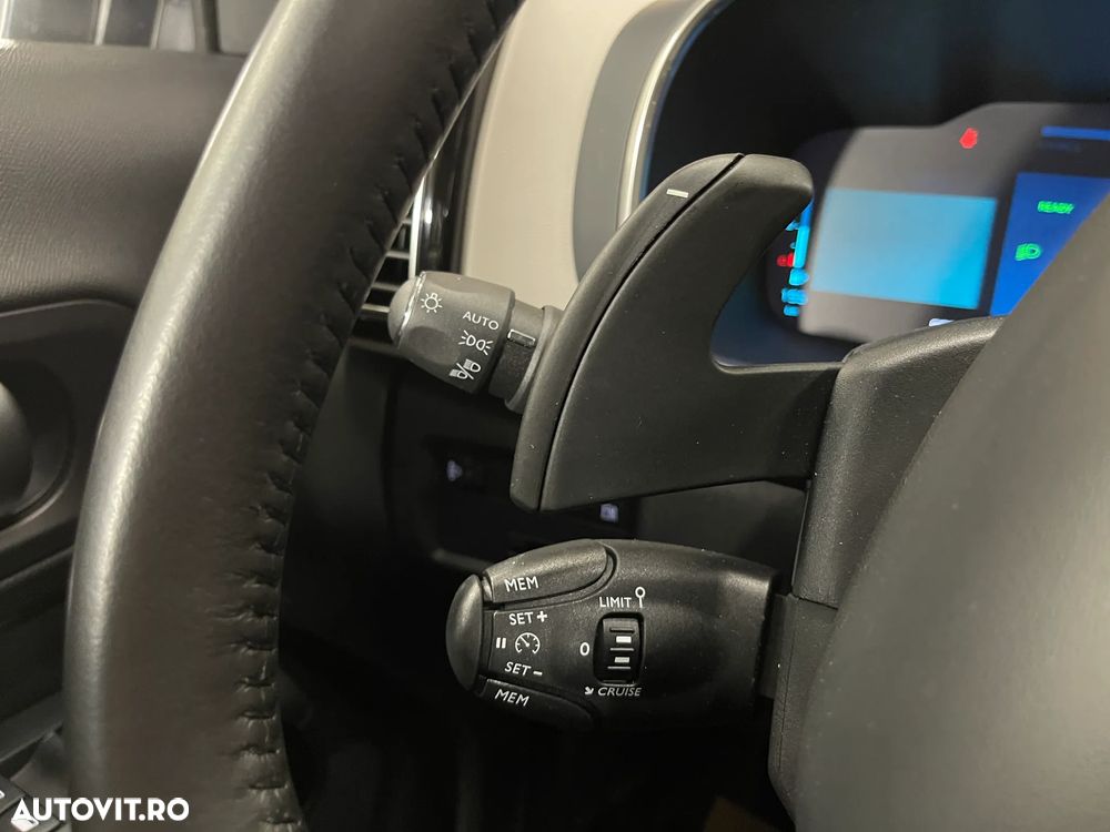 Citroën C5 Aircross 1.6 PHeV FWD 225 EAT8 Shine - 26