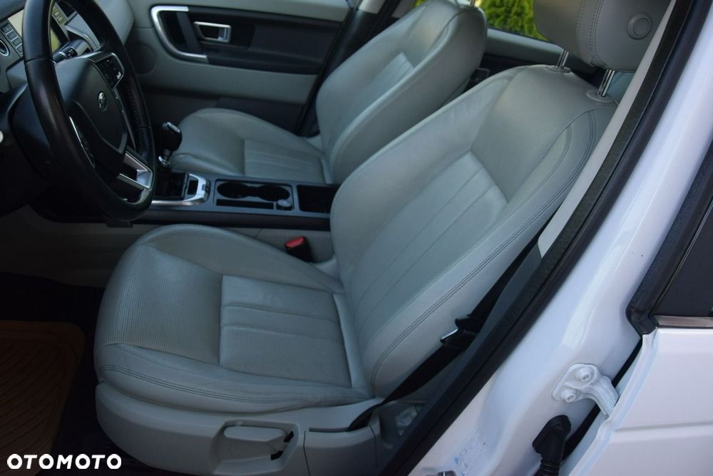 Land Rover Discovery Sport 2.0 TD4 SE - 33
