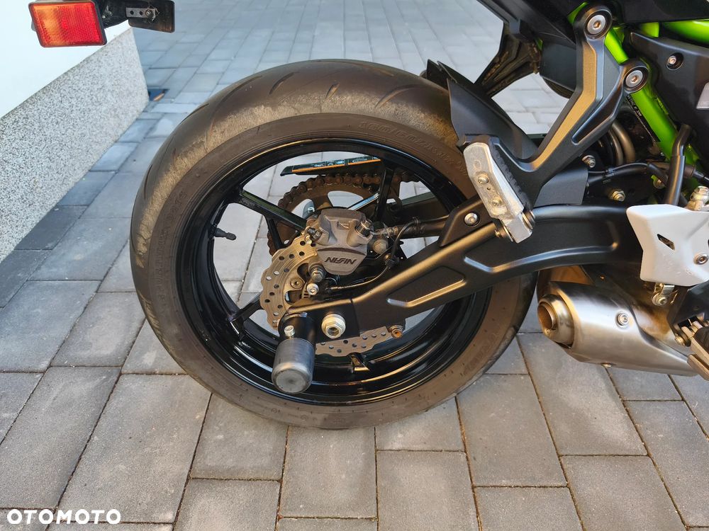 Kawasaki Z 650 - 15
