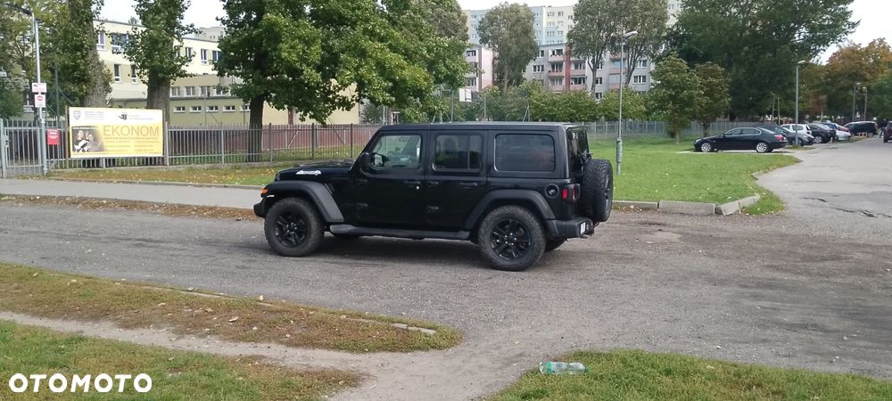 Jeep Wrangler Unlimited GME 2.0 Turbo Sport - 16