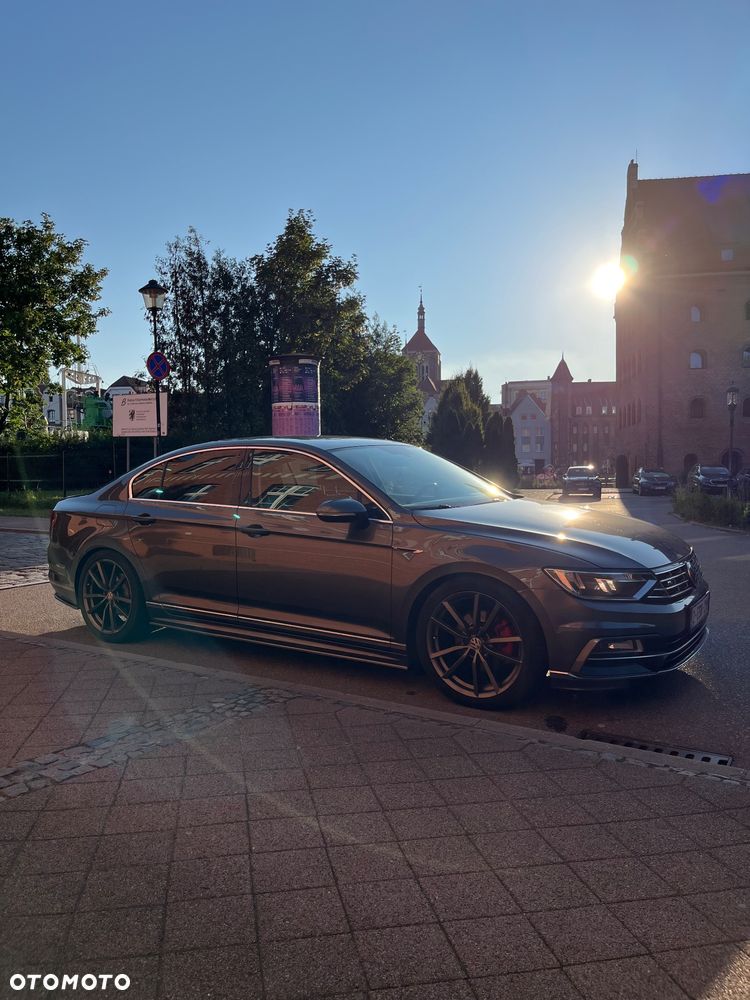 Volkswagen Passat - 20