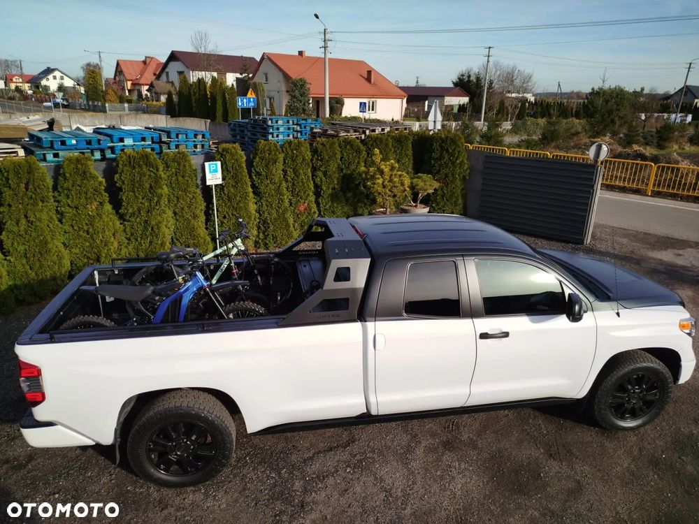 Toyota Tundra - 2