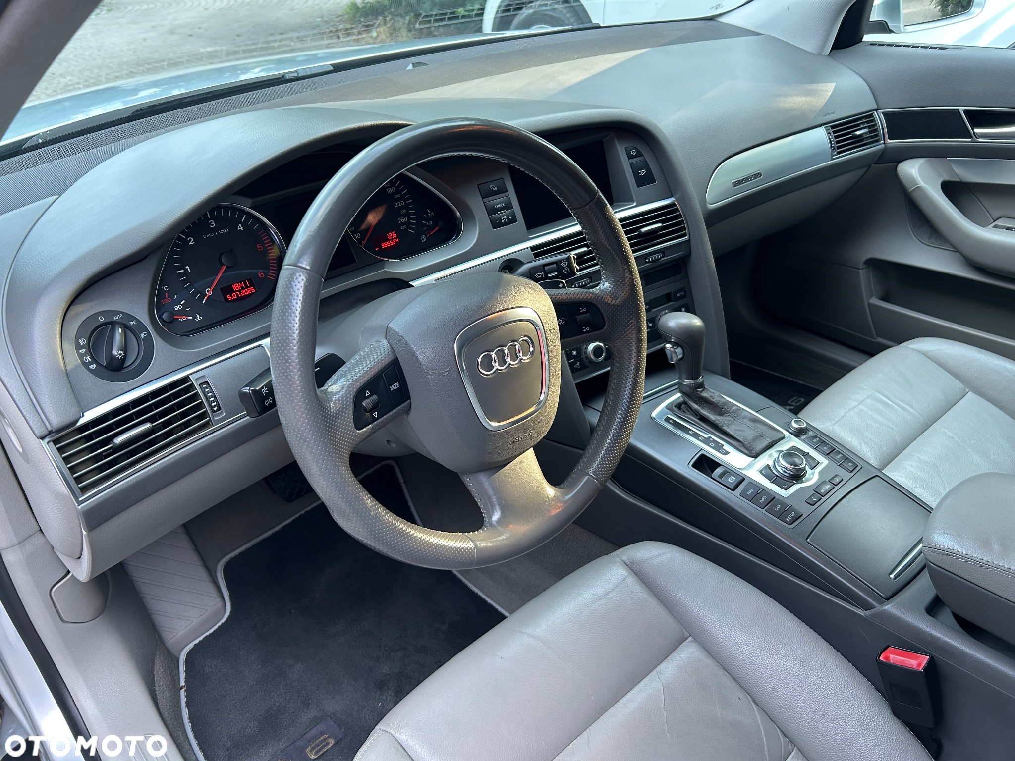 Audi A6 - 11