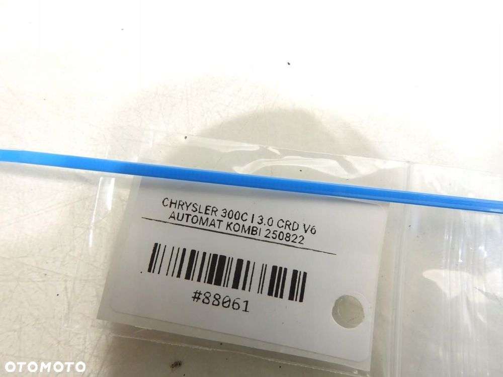 RELING DACHOWY LEWY CHRYSLER 300C KOMBI - 4