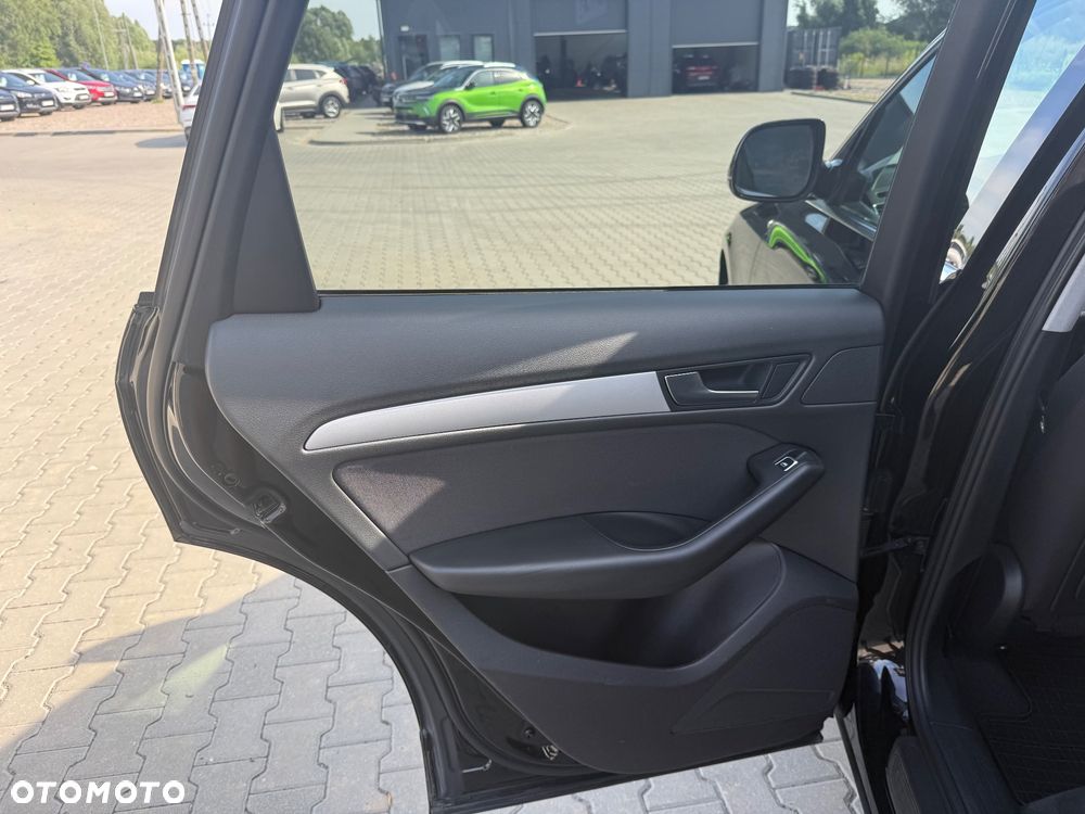 Audi Q5 2.0 TDI Quattro S tronic design - 17