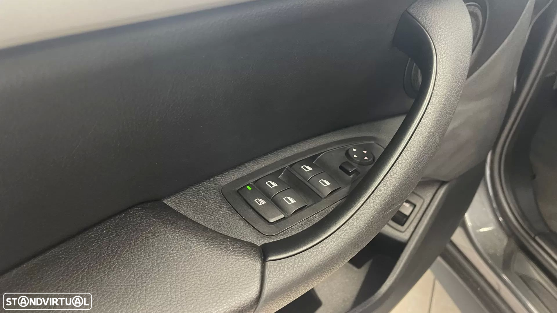 BMW X1 16 d sDrive Line Sport Auto - 52
