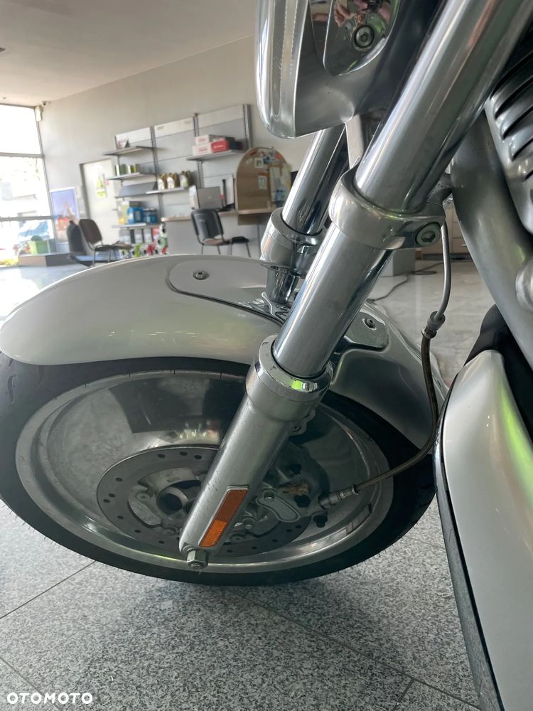 Harley-Davidson V-Rod Street Rod - 7