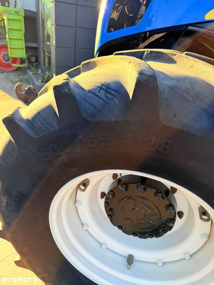New Holland T7060 - 19