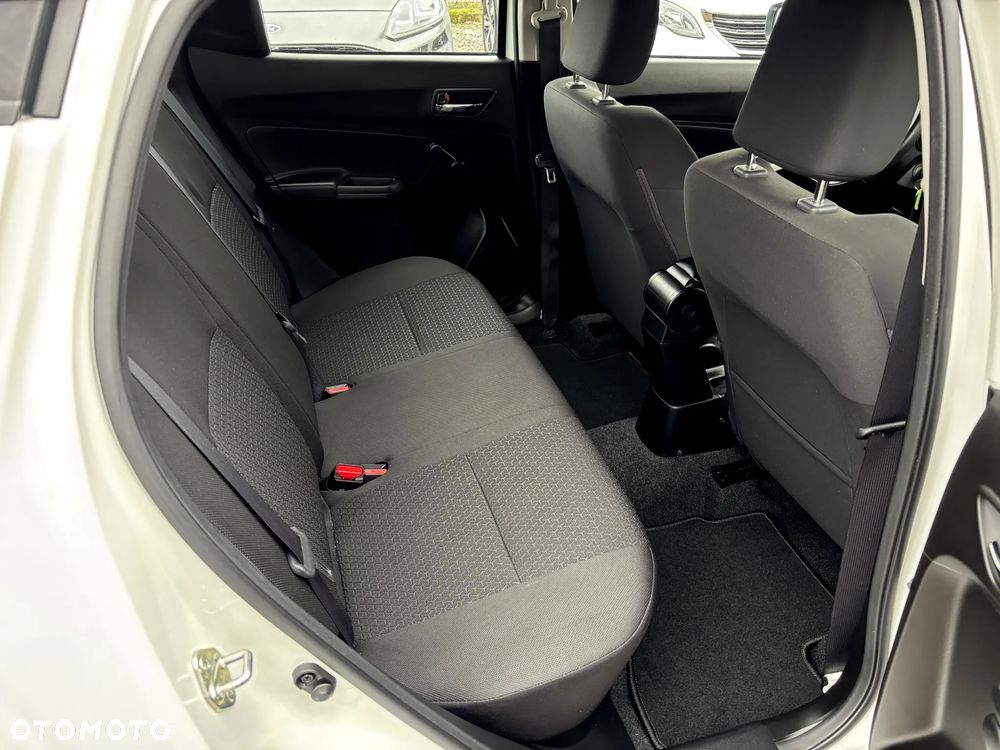 Suzuki Swift - 17