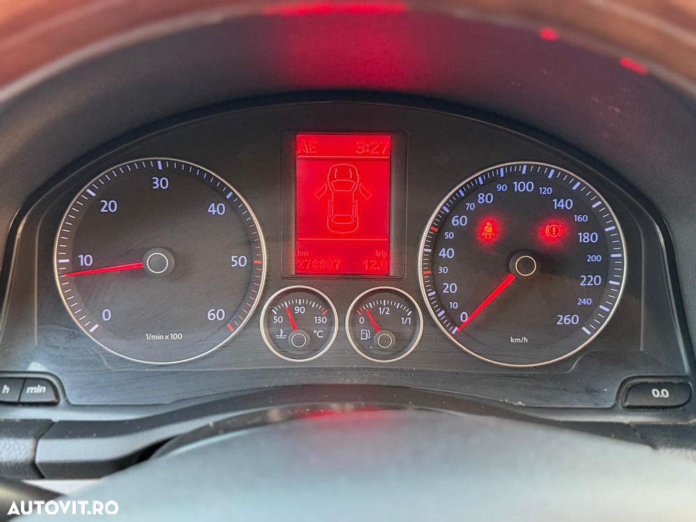 Volkswagen Jetta 2.0 TDI Comfortline - 7