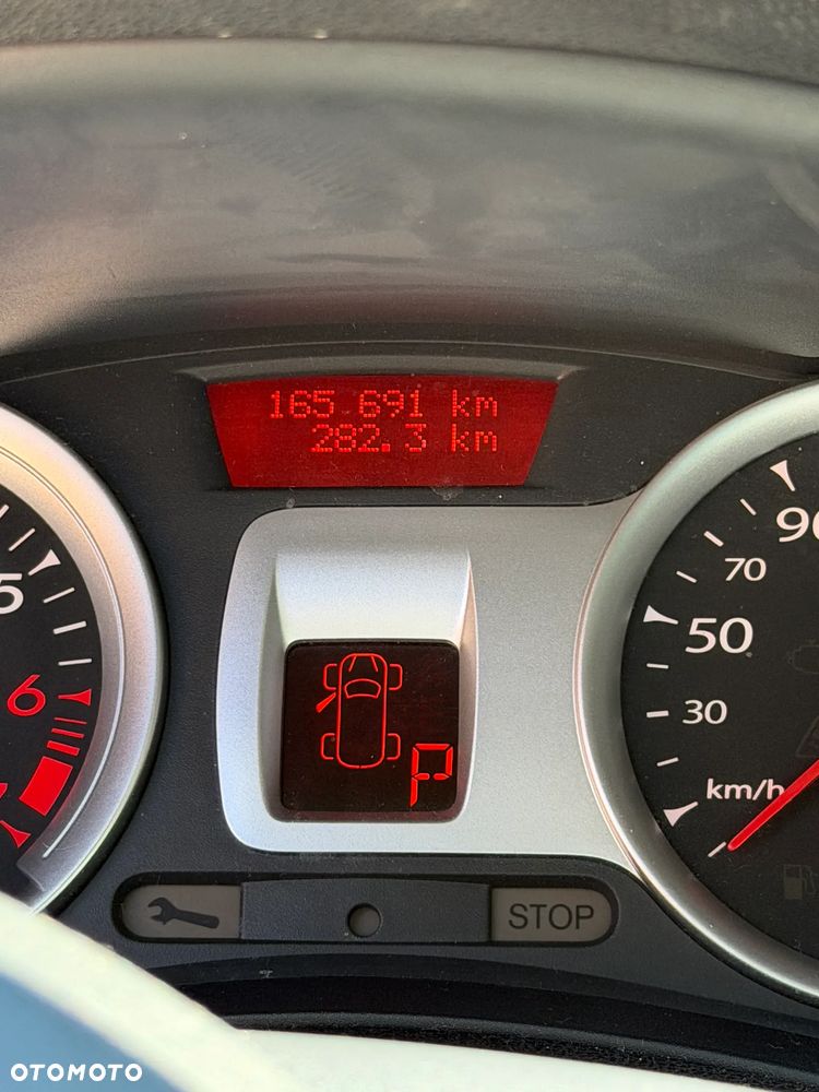 Renault Clio 1.6 16V Dynamique - 3
