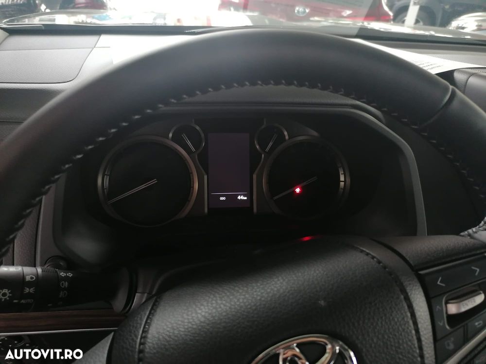 Toyota Land Cruiser 2.8 D-4D Automatik Executive - 10