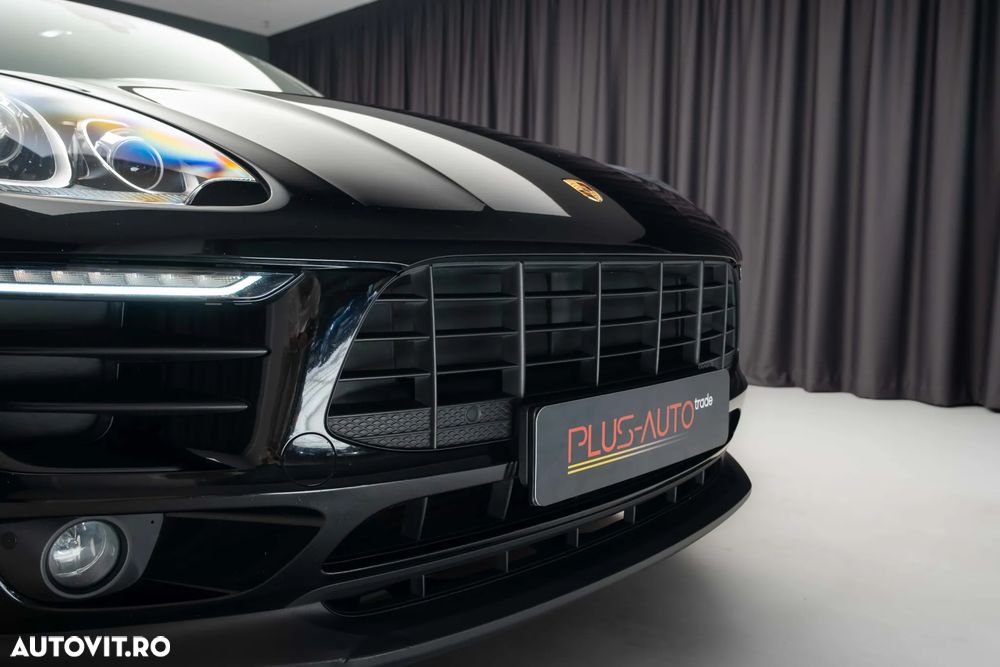 Porsche Macan Standard - 3