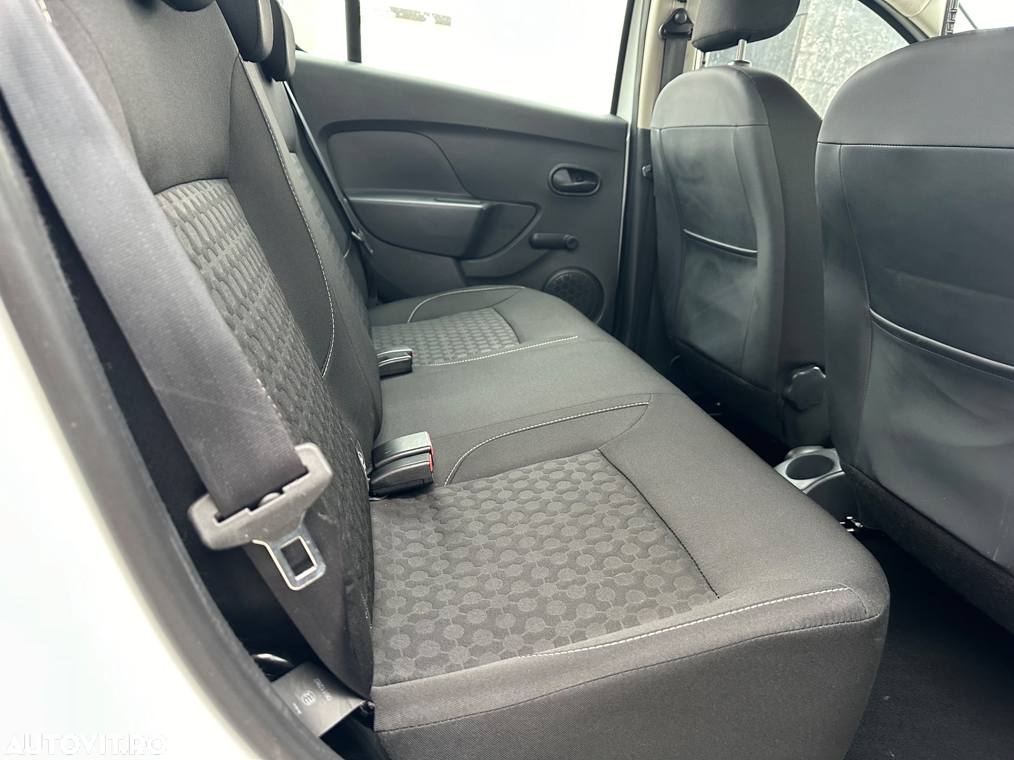 Dacia Sandero 1.5 dCI Prestige - 16