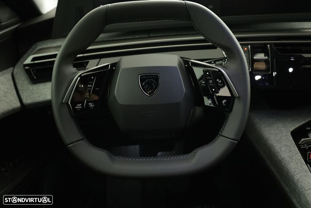 Peugeot 5008 1.2 Hybrid Allure e-DCS6 - 13