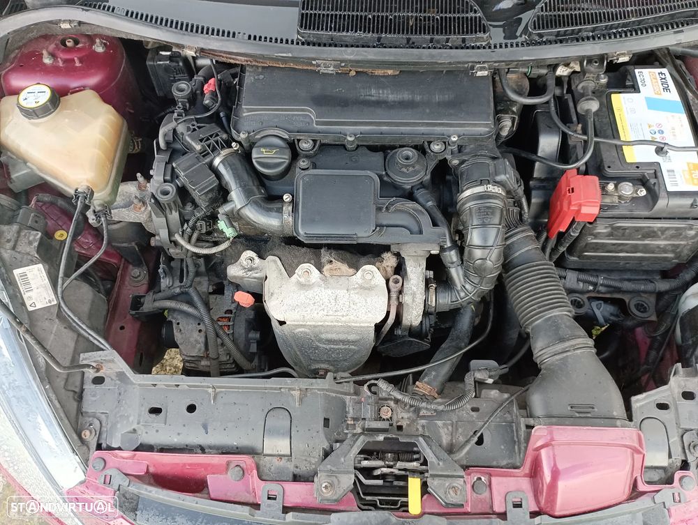 Ford Fiesta 1.4 TDCI - 8
