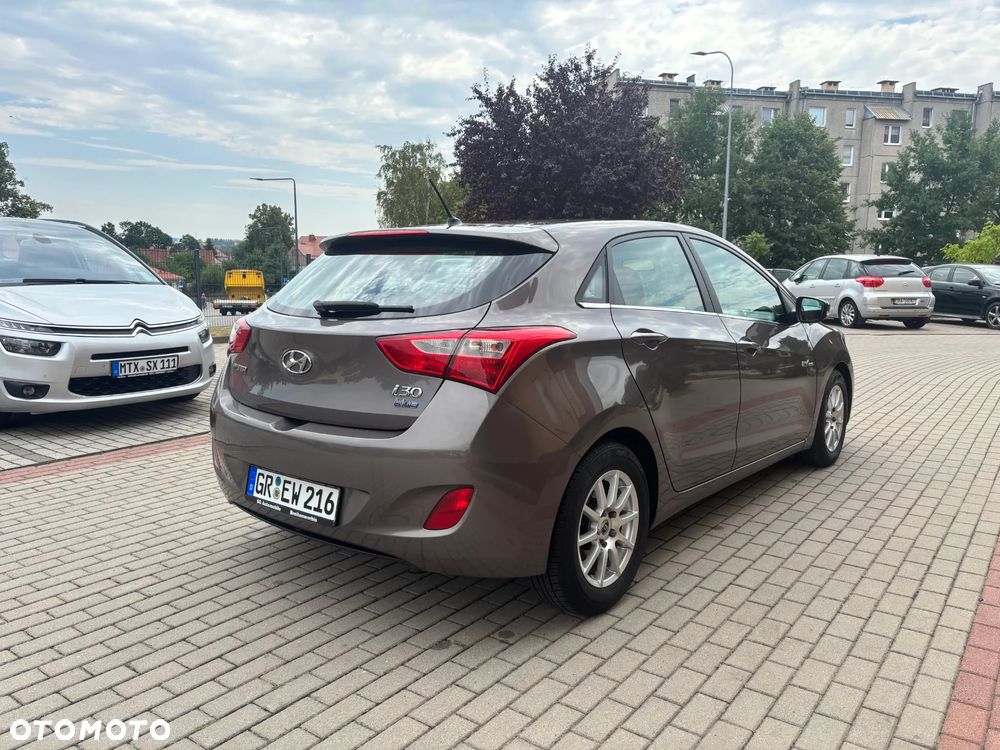 Hyundai i30 1.6 Fifa World Cup Edition - 15